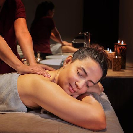 Surat Marriott Hotel Ngoại thất bức ảnh