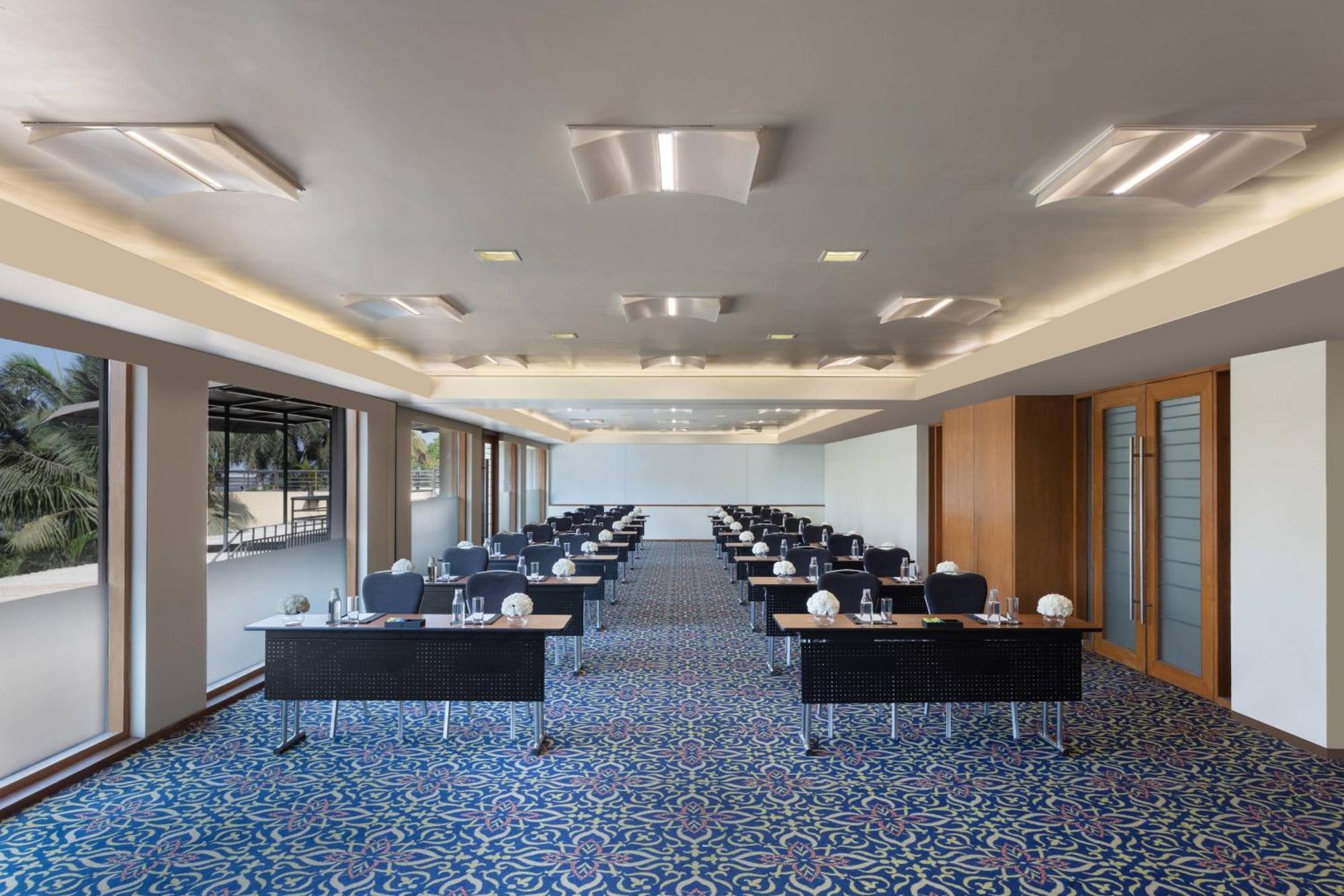Surat Marriott Hotel Ngoại thất bức ảnh