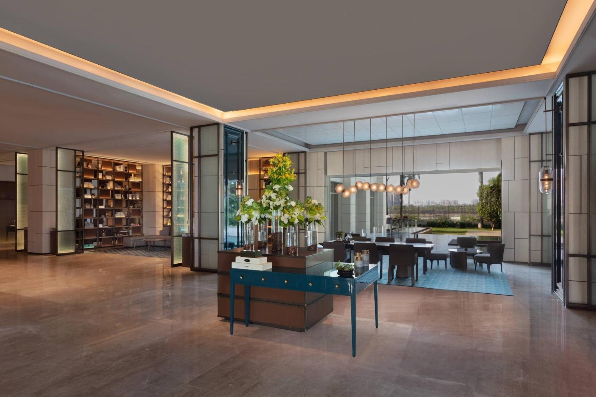 Surat Marriott Hotel Ngoại thất bức ảnh