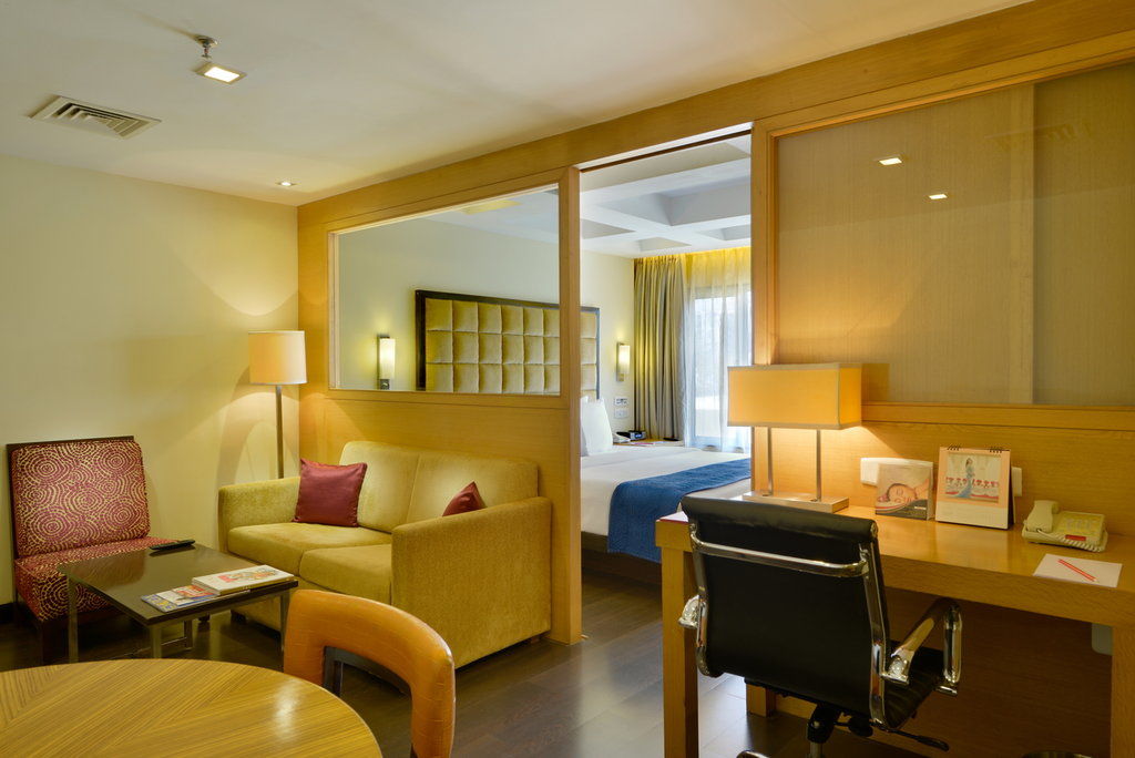 Surat Marriott Hotel Ngoại thất bức ảnh