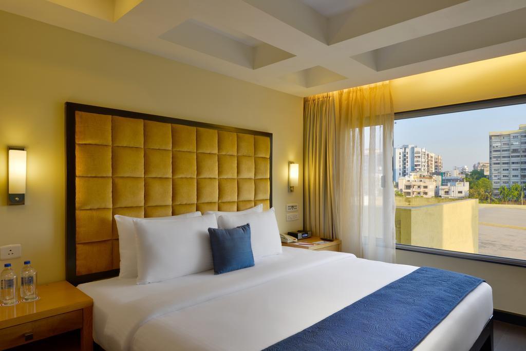 Surat Marriott Hotel Ngoại thất bức ảnh