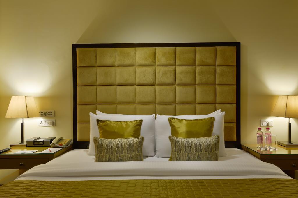 Surat Marriott Hotel Ngoại thất bức ảnh